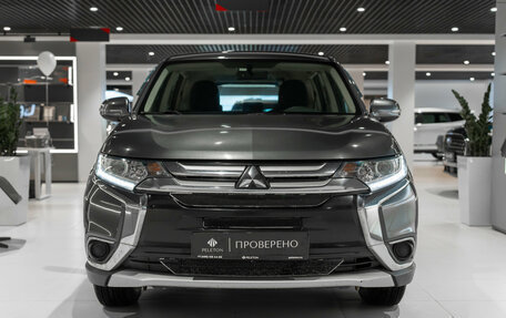Mitsubishi Outlander III рестайлинг 3, 2015 год, 1 580 000 рублей, 3 фотография