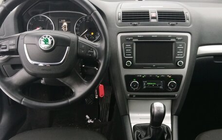 Skoda Octavia, 2011 год, 900 000 рублей, 5 фотография