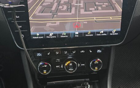 Skoda Superb III рестайлинг, 2018 год, 2 300 000 рублей, 7 фотография