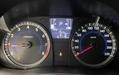 Hyundai Solaris II рестайлинг, 2015 год, 1 090 000 рублей, 14 фотография