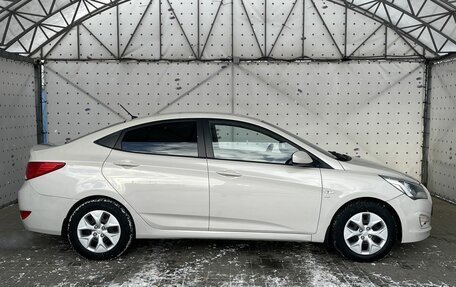 Hyundai Solaris II рестайлинг, 2015 год, 1 090 000 рублей, 9 фотография