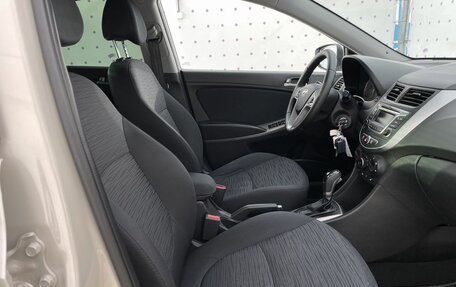 Hyundai Solaris II рестайлинг, 2015 год, 1 090 000 рублей, 12 фотография