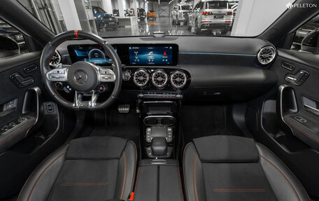 Mercedes-Benz A-Класс AMG, 2022 год, 4 250 000 рублей, 8 фотография