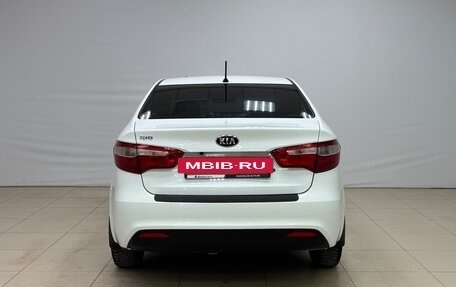 KIA Rio III рестайлинг, 2014 год, 640 000 рублей, 5 фотография