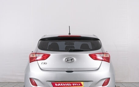 Hyundai i30 II рестайлинг, 2013 год, 849 000 рублей, 6 фотография