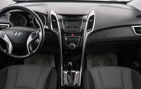 Hyundai i30 II рестайлинг, 2013 год, 849 000 рублей, 11 фотография