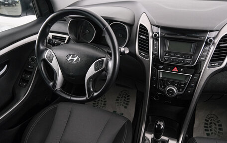 Hyundai i30 II рестайлинг, 2013 год, 849 000 рублей, 10 фотография