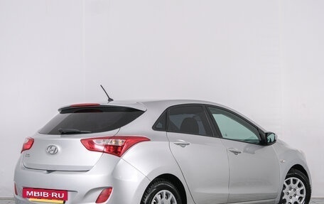 Hyundai i30 II рестайлинг, 2013 год, 849 000 рублей, 7 фотография