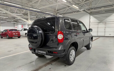 Chevrolet Niva I рестайлинг, 2018 год, 664 650 рублей, 5 фотография