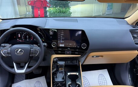 Lexus NX, 2025 год, 6 200 000 рублей, 23 фотография