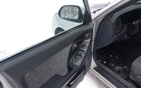 Hyundai Elantra III, 2001 год, 270 000 рублей, 8 фотография