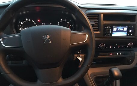 Peugeot Expert, 2019 год, 2 800 000 рублей, 4 фотография