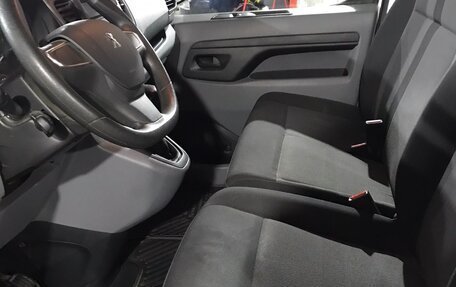 Peugeot Expert, 2019 год, 2 800 000 рублей, 6 фотография