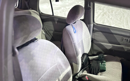 Nissan March II, 2001 год, 175 000 рублей, 16 фотография