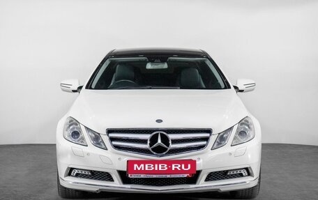 Mercedes-Benz E-Класс, 2012 год, 1 400 000 рублей, 2 фотография