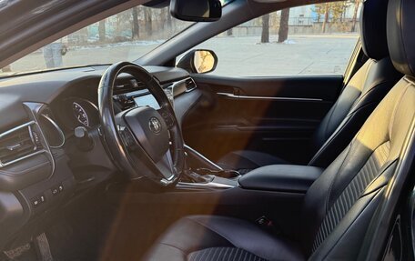 Toyota Camry, 2017 год, 2 470 000 рублей, 1 фотография