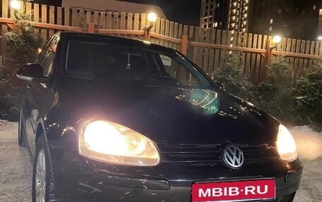 Volkswagen Golf V, 2005 год, 640 000 рублей, 1 фотография