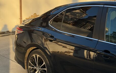 Toyota Camry, 2017 год, 2 470 000 рублей, 10 фотография