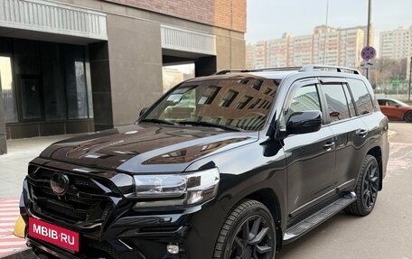 Toyota Land Cruiser 200, 2016 год, 6 200 000 рублей, 2 фотография