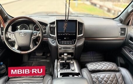 Toyota Land Cruiser 200, 2016 год, 6 200 000 рублей, 14 фотография