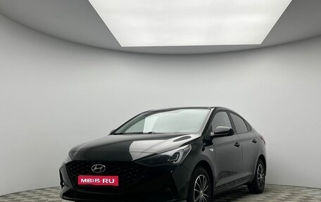 Hyundai Solaris II рестайлинг, 2021 год, 1 690 000 рублей, 1 фотография
