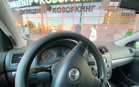 Volkswagen Golf V, 2005 год, 640 000 рублей, 6 фотография