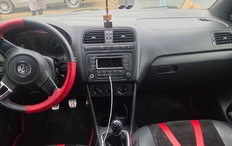 Volkswagen Polo VI (EU Market), 2012 год, 750 000 рублей, 5 фотография