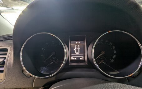 Skoda Yeti I рестайлинг, 2011 год, 1 005 000 рублей, 17 фотография