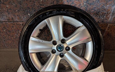 Skoda Yeti I рестайлинг, 2011 год, 1 005 000 рублей, 32 фотография