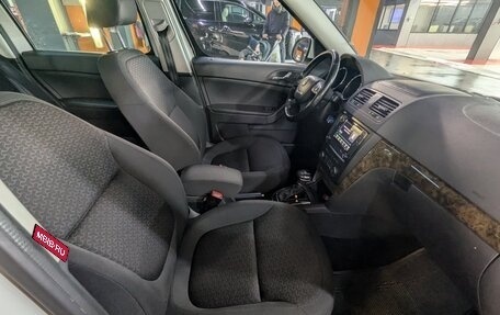 Skoda Yeti I рестайлинг, 2011 год, 1 005 000 рублей, 28 фотография