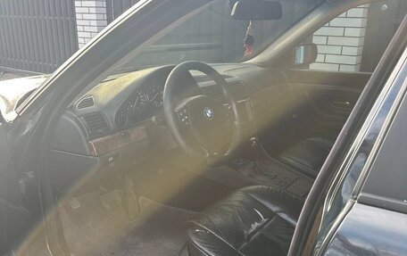 BMW 7 серия, 2000 год, 980 000 рублей, 13 фотография