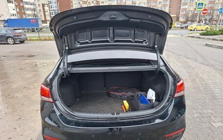 Hyundai Solaris II рестайлинг, 2019 год, 1 425 000 рублей, 6 фотография