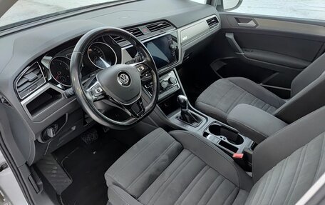 Volkswagen Touran III, 2017 год, 1 498 900 рублей, 20 фотография