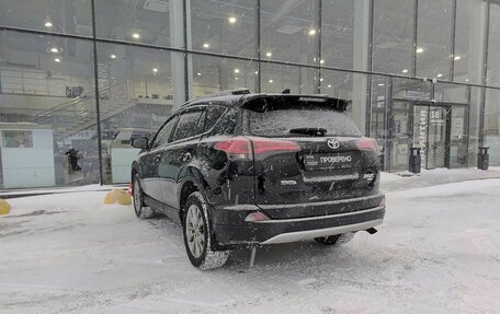 Toyota RAV4, 2016 год, 2 152 000 рублей, 8 фотография