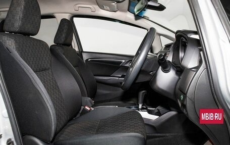 Honda Fit III, 2017 год, 1 050 000 рублей, 5 фотография