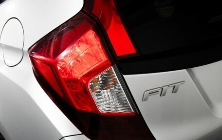 Honda Fit III, 2017 год, 1 050 000 рублей, 22 фотография