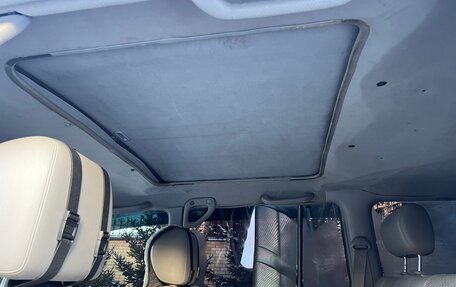 Toyota Land Cruiser 100 рестайлинг 2, 2004 год, 6 000 000 рублей, 35 фотография