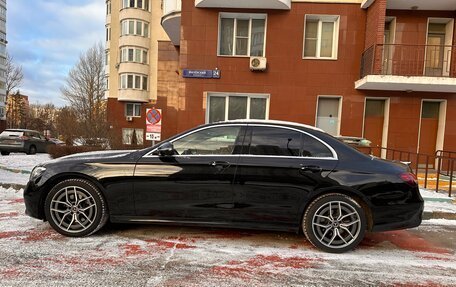 Mercedes-Benz E-Класс, 2020 год, 4 990 000 рублей, 4 фотография