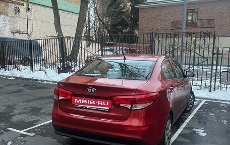 KIA Rio III рестайлинг, 2016 год, 900 000 рублей, 4 фотография