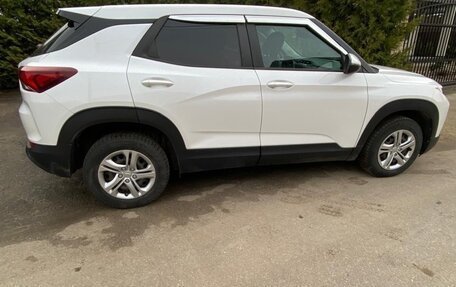 Chevrolet TrailBlazer, 2020 год, 1 900 000 рублей, 4 фотография