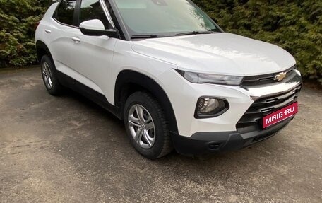 Chevrolet TrailBlazer, 2020 год, 1 900 000 рублей, 2 фотография