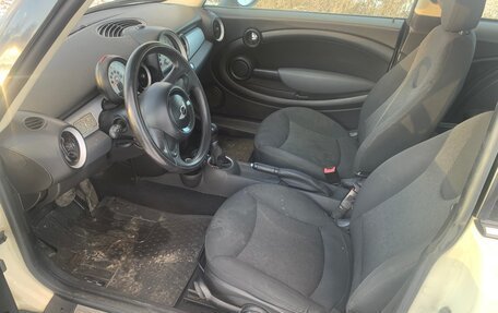 MINI Hatch, 2011 год, 750 000 рублей, 7 фотография