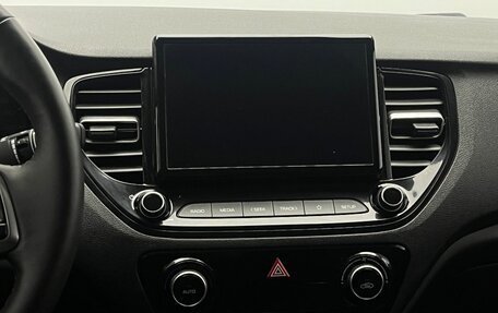 Hyundai Solaris II рестайлинг, 2021 год, 1 690 000 рублей, 20 фотография