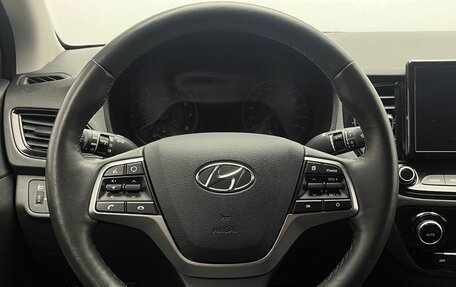 Hyundai Solaris II рестайлинг, 2021 год, 1 690 000 рублей, 19 фотография