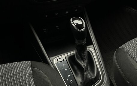 Hyundai Solaris II рестайлинг, 2021 год, 1 690 000 рублей, 21 фотография