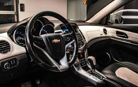 Chevrolet Cruze II, 2012 год, 700 000 рублей, 16 фотография