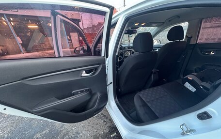 KIA Rio IV, 2018 год, 1 600 000 рублей, 15 фотография