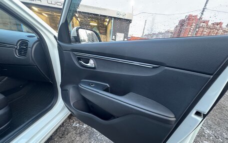 KIA Rio IV, 2018 год, 1 600 000 рублей, 13 фотография