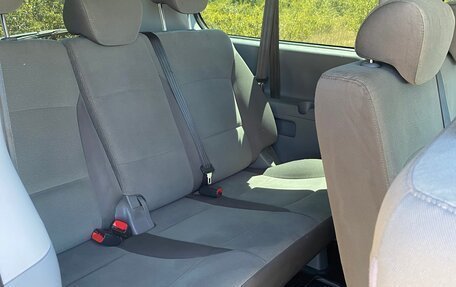 Hyundai H-1 II рестайлинг, 2011 год, 1 700 000 рублей, 6 фотография