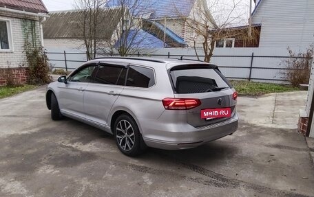 Volkswagen Passat B8 рестайлинг, 2018 год, 1 980 000 рублей, 3 фотография